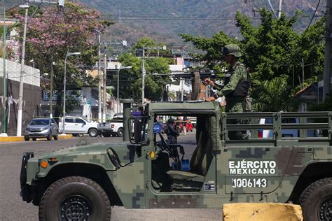 patrulla 646 ensenada|Al menos 10 muertos deja ataque armado en un .